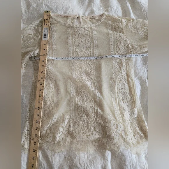 Lace top - Picture 5 of 5